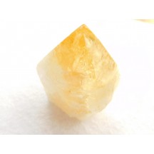 Polished Point / Citrine / ass. sizes