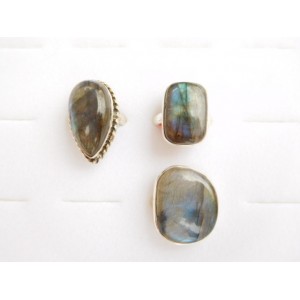Ring / Labradorite ass shapes & sizes / sterling silver