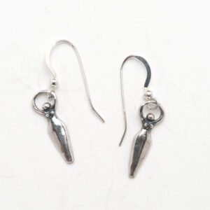 Earring / Goddess / sterling silver
