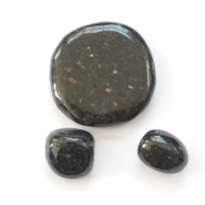 Nuummite/ 4 oz Bag
